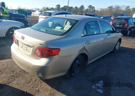 2010 Toyota Corolla Le z USA, uszkodzony, nr VIN 2T1BU4EE4AC247084
